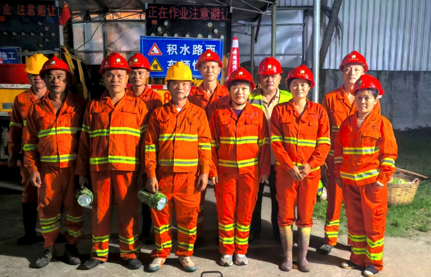 奮戰(zhàn)“劍魚(yú)”——海南高速養(yǎng)護(hù)筑起防風(fēng)防汛“安全屏障”